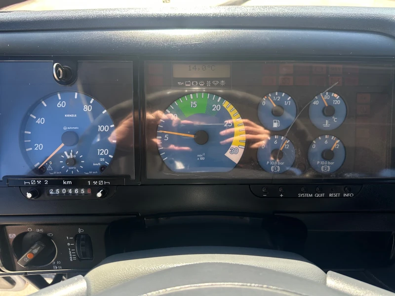 Mercedes-Benz Atego 815* Тристранен самосвал с кран* HMF500, снимка 13 - Камиони - 52201490