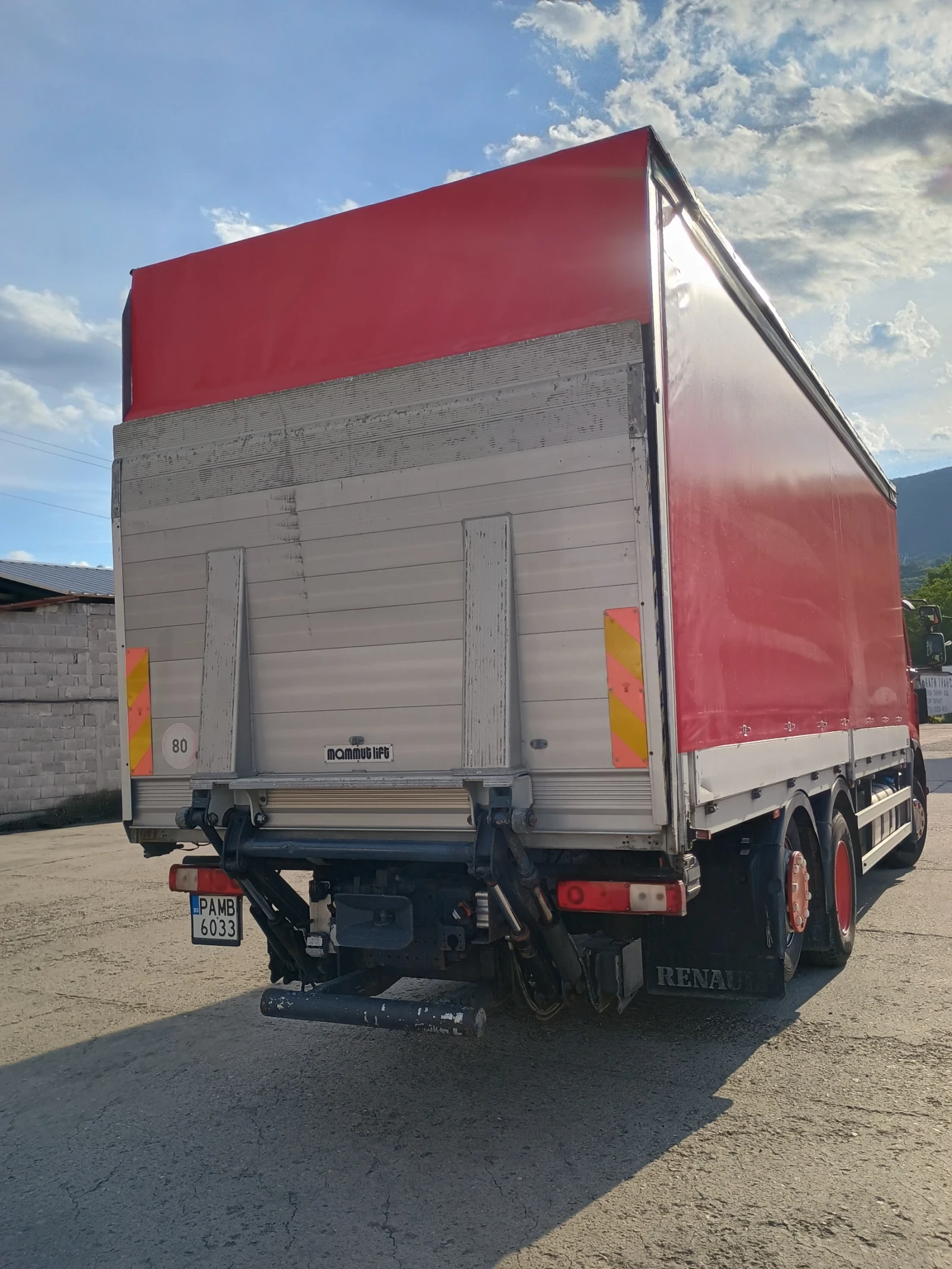 Renault Premium, снимка 8 - Камиони - 54981915