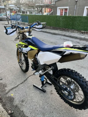 Husqvarna FE 350 Регистриран, снимка 3