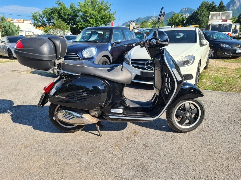 Vespa GTS 125IE/10kc/Инжекция/Перфектен, снимка 2 - Мотоциклети и мототехника - 41984553