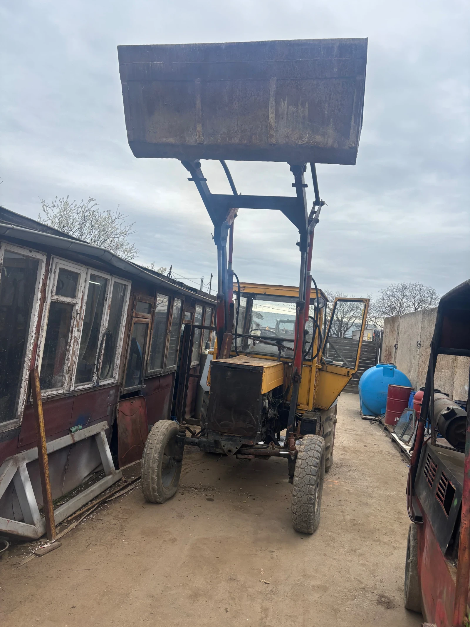 Трактор Болгар Тк80, снимка 2 - Селскостопанска техника - 54033810