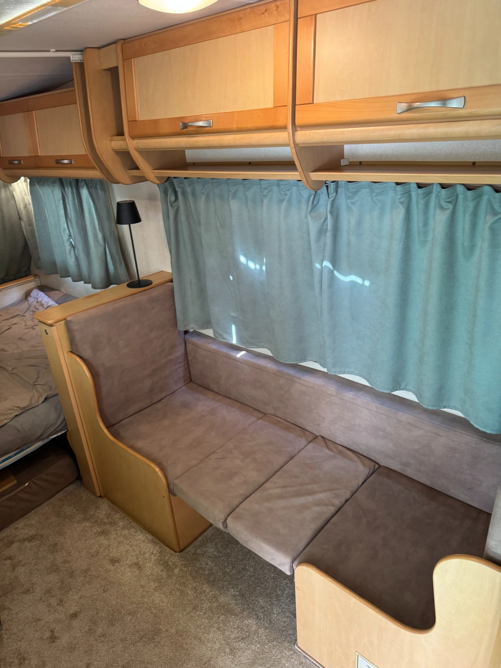 Каравана Bailey Rangier 470/4, снимка 16 - Каравани и кемпери - 56067771