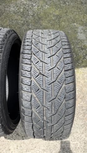 Гуми Зимни 225/40R18, снимка 5