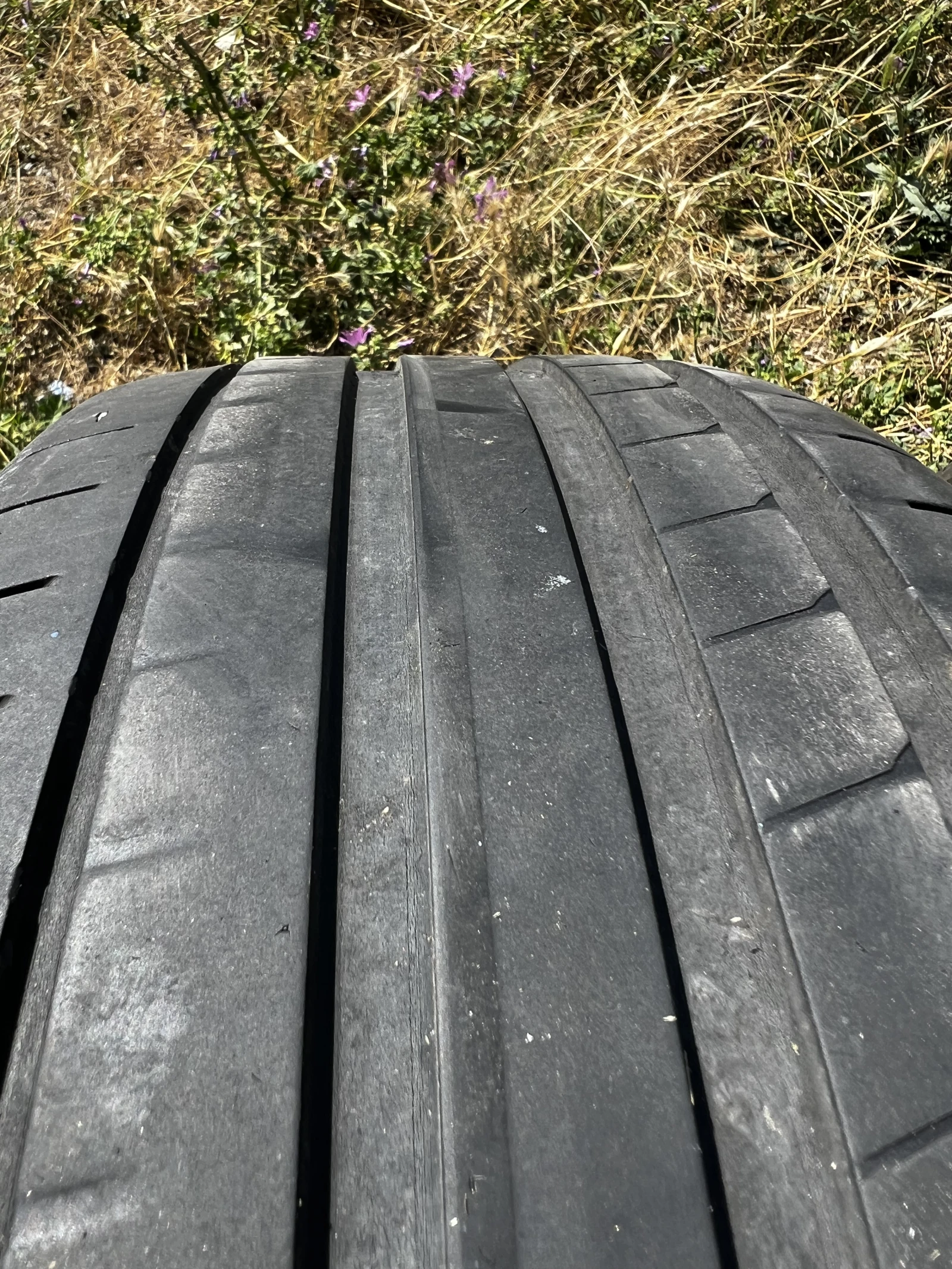 Гуми Летни 225/55R17, снимка 2 - Гуми и джанти - 55101613
