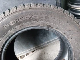 Гуми Зимни 215/65R16, снимка 5 - Гуми и джанти - 39129062