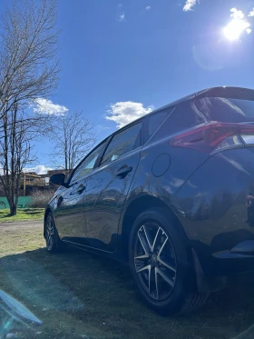 Toyota Auris 1.6, снимка 6