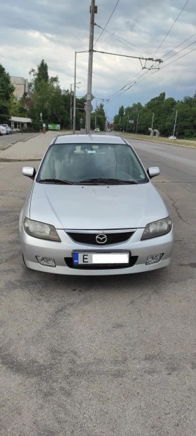  Mazda 323