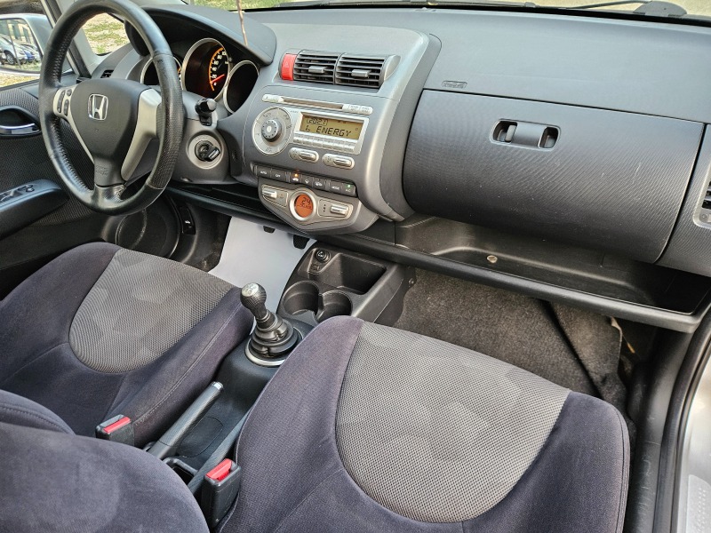 Honda Jazz 1.4i Sport Facelift , снимка 14 - Автомобили и джипове - 46437001