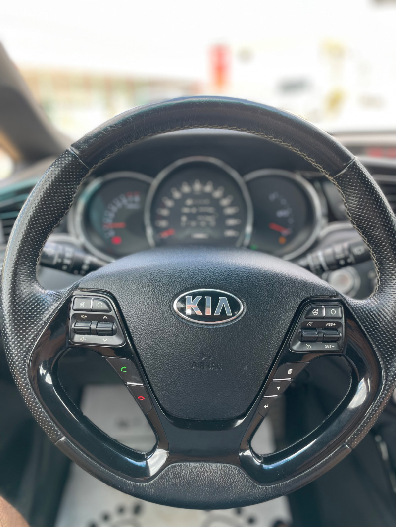 Kia Ceed GT line Full -Корейски лукс на колела, снимка 5 - Автомобили и джипове - 46781395