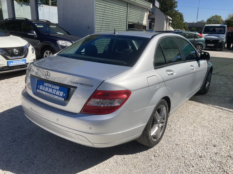 Mercedes-Benz C 180 Бензин, снимка 6 - Автомобили и джипове - 47422195