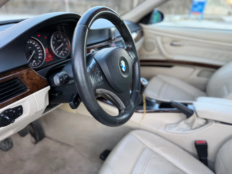 BMW 325 325xi, снимка 16 - Автомобили и джипове - 47880956