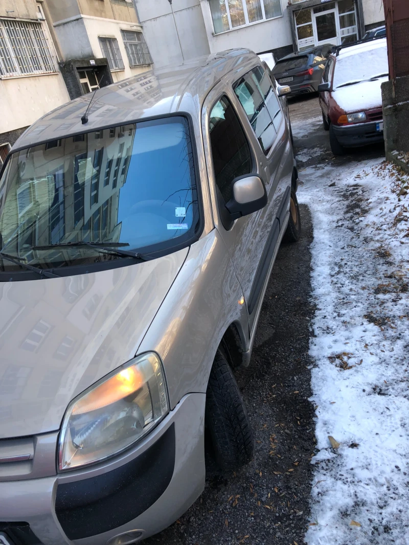 Citroen Berlingo 1.6hdi, снимка 2 - Автомобили и джипове - 48124050