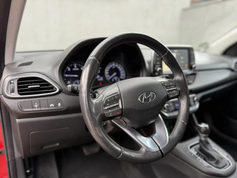 Hyundai I30 1.6 CRDi, снимка 12 - Автомобили и джипове - 48416982