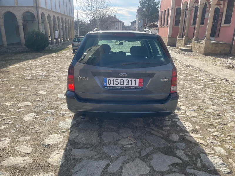 Ford Focus 1.8TDDI 90k.s., снимка 4 - Автомобили и джипове - 48797642