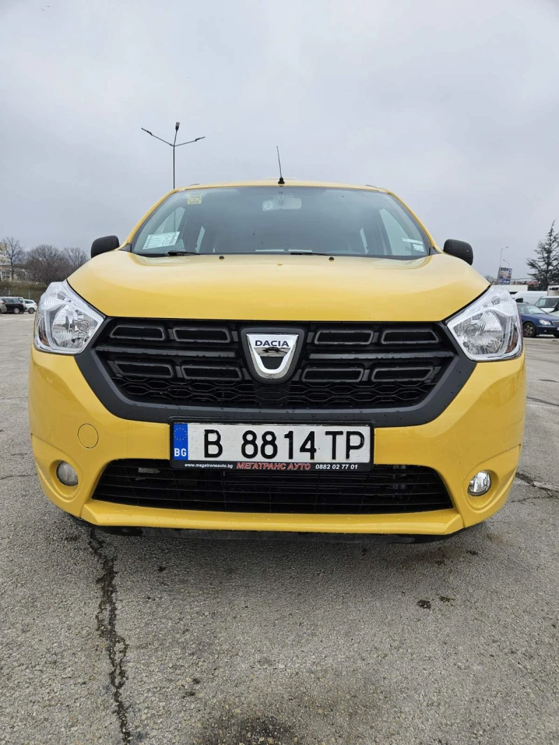 Dacia Lodgy 1, 6 заводска газ, снимка 1 - Автомобили и джипове - 49390510