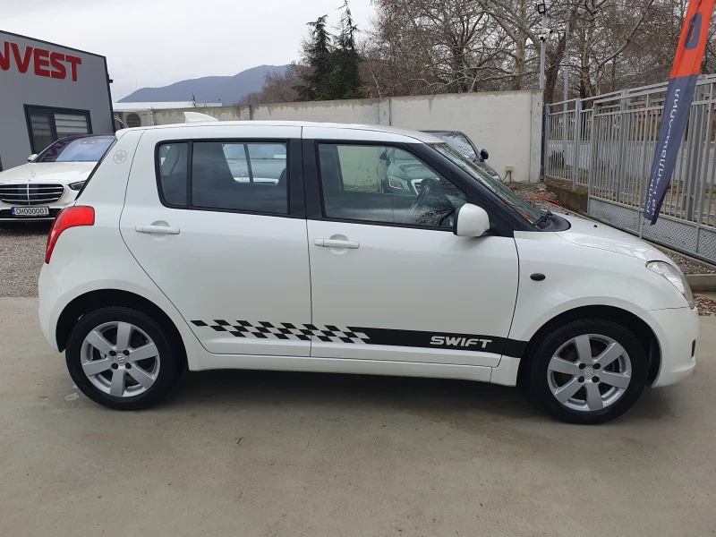 Suzuki Swift ГАЗ/БЕНЗИН/, снимка 8 - Автомобили и джипове - 49530563