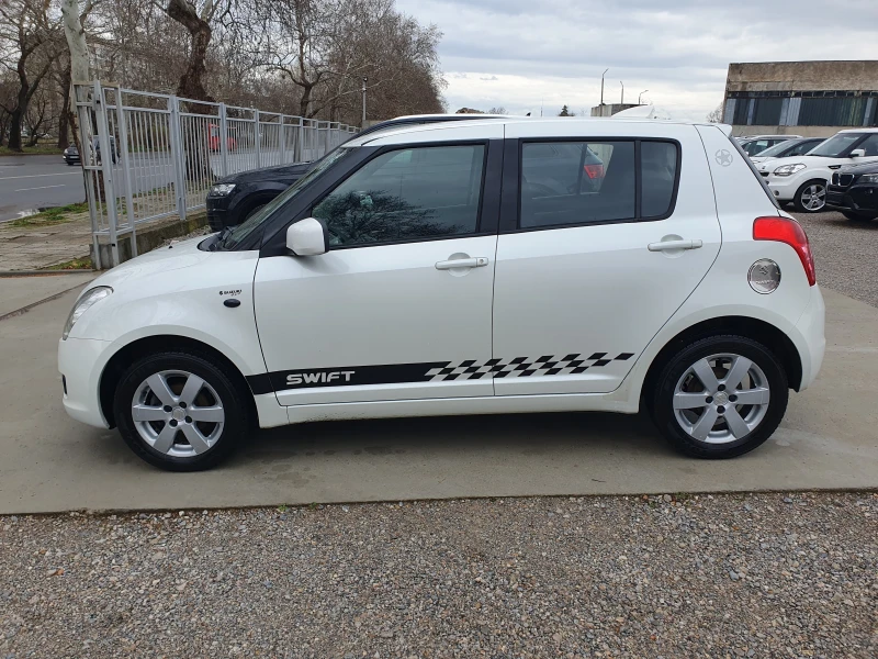 Suzuki Swift ГАЗ/БЕНЗИН/, снимка 4 - Автомобили и джипове - 49530563