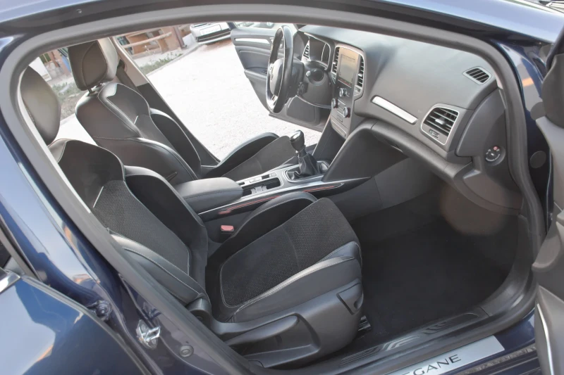 Renault Megane FULL  FULL 115000KM, снимка 11 - Автомобили и джипове - 51098183