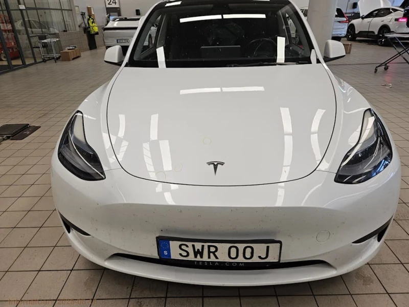 Tesla Model Y LFP Европейска Гаранция, снимка 4 - Автомобили и джипове - 51738049
