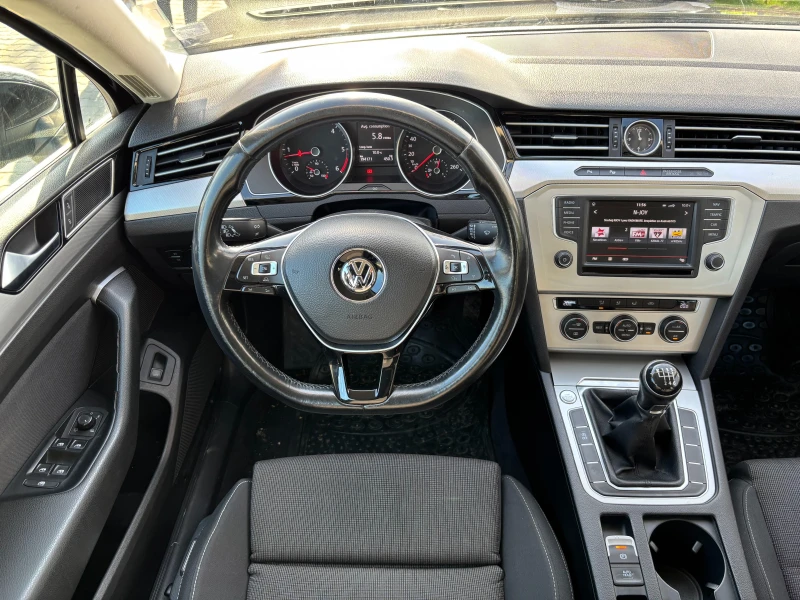 VW Passat 2.0 TDI, снимка 7 - Автомобили и джипове - 52501610