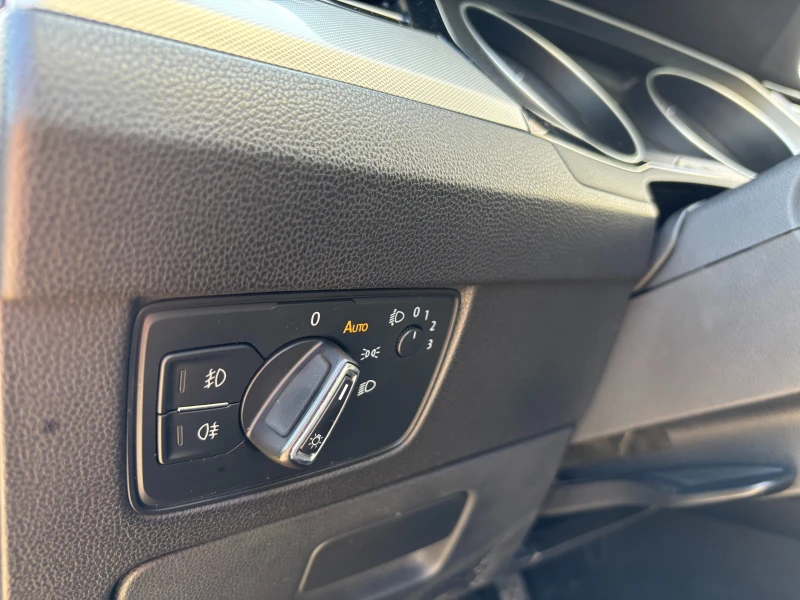 VW Passat 2.0 TDI, снимка 12 - Автомобили и джипове - 52501610