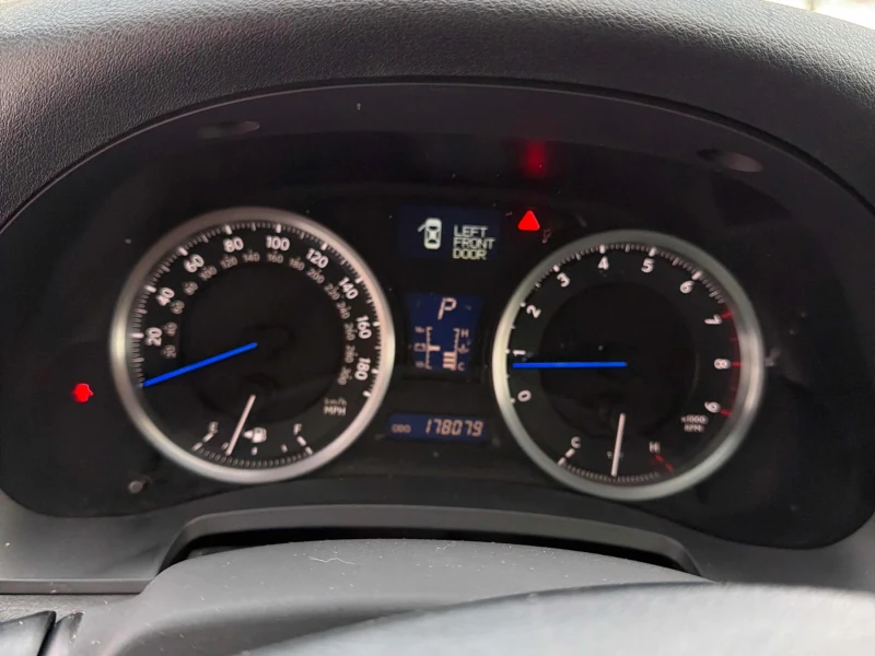 Lexus IS F * * CARFAX * * АВТО КРЕДИТ * * , снимка 9 - Автомобили и джипове - 53448189