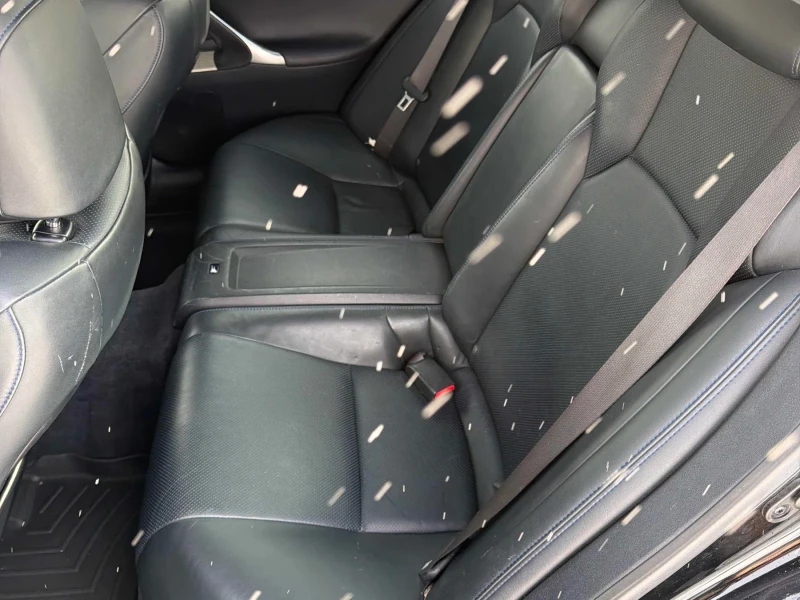 Lexus IS F * * CARFAX * * АВТО КРЕДИТ * * , снимка 11 - Автомобили и джипове - 53448189