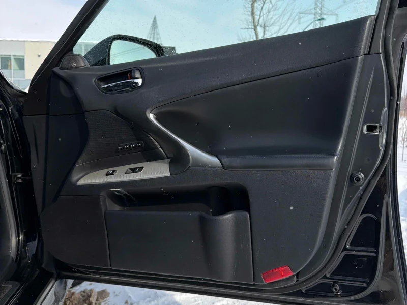 Lexus IS F * * CARFAX * * АВТО КРЕДИТ * * , снимка 12 - Автомобили и джипове - 53448189