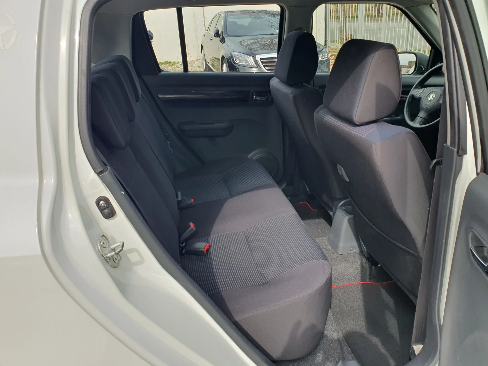 Suzuki Swift // | Mobile.bg   13