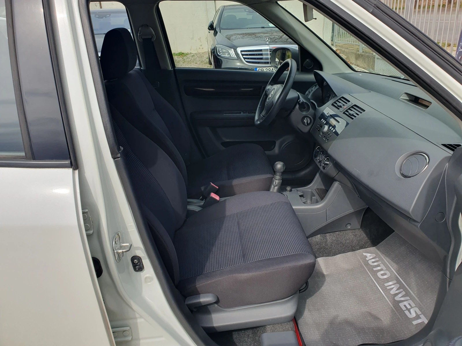 Suzuki Swift // | Mobile.bg   14