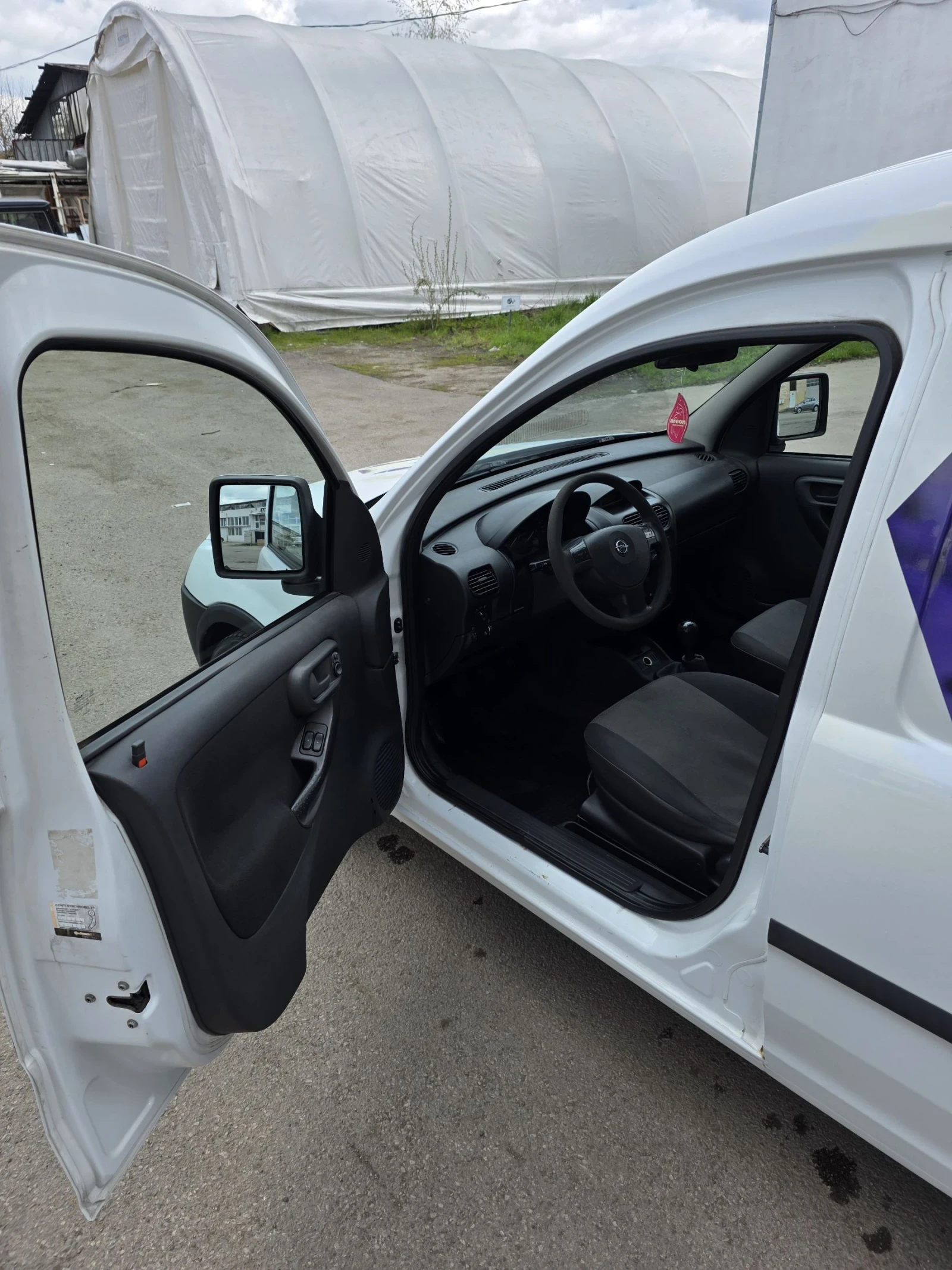 Opel Combo C VAN - изображение 7