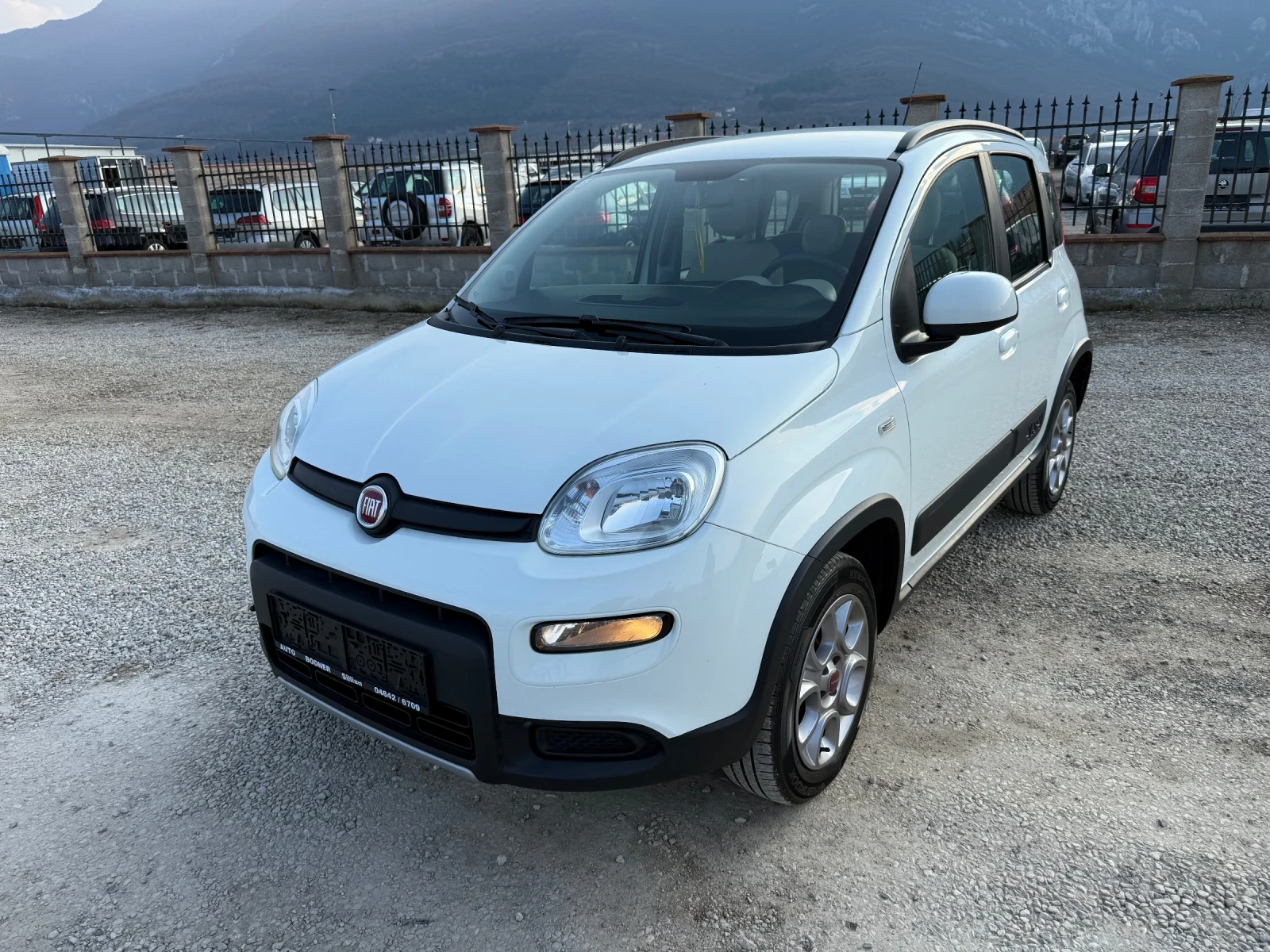Fiat Panda Panda 4x4 95000km EURO 6B, снимка 2 - Автомобили и джипове - 53748855