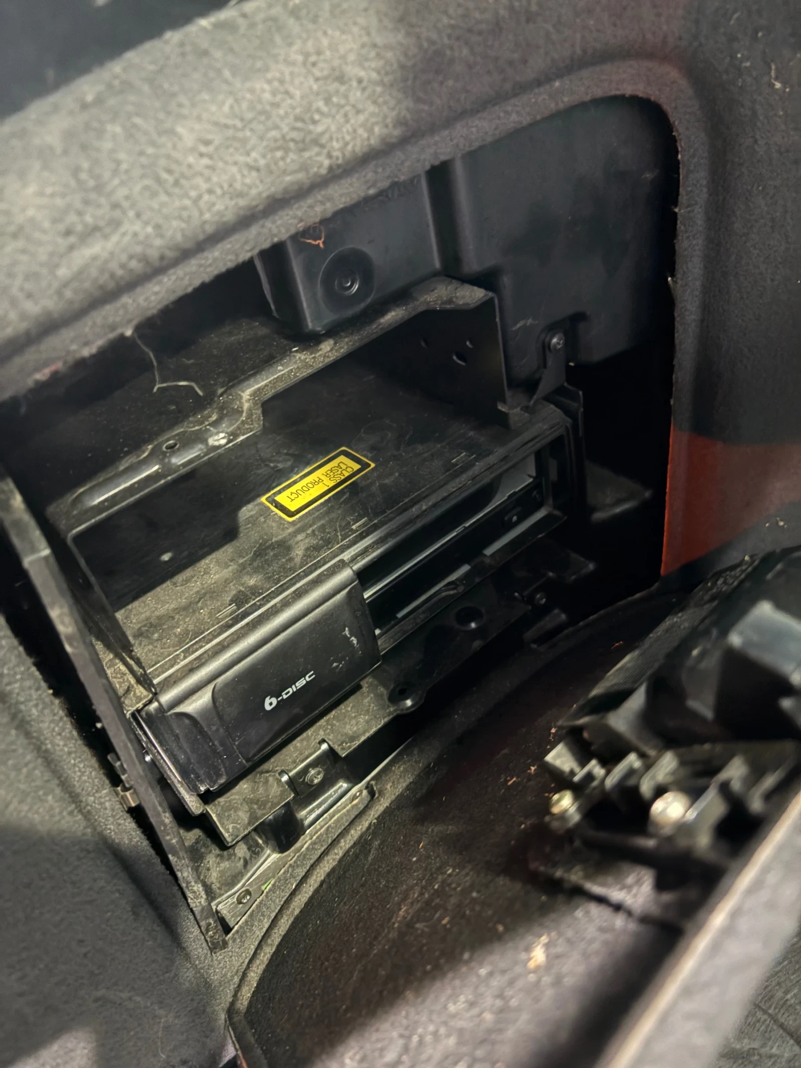 Audi A4 1.8T, снимка 7 - Автомобили и джипове - 53787769