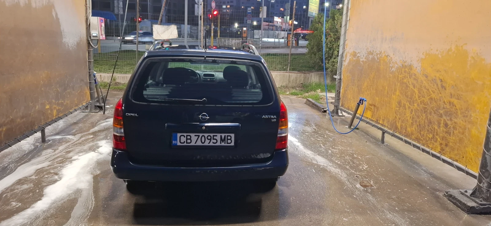 Opel Astra 1.6, снимка 16 - Автомобили и джипове - 53819615