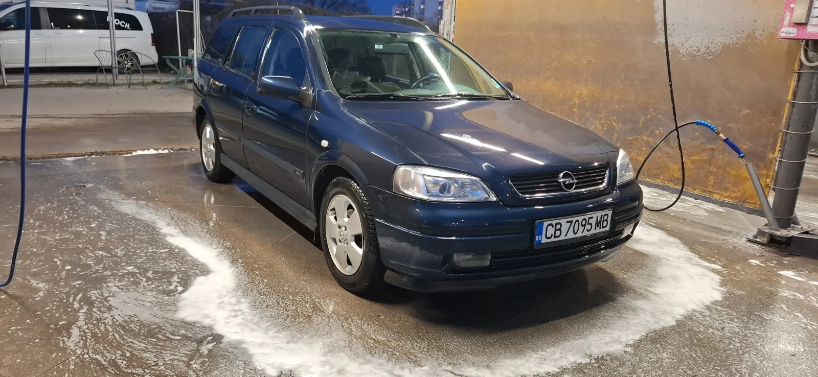 Opel Astra 1.6, снимка 11 - Автомобили и джипове - 53819615
