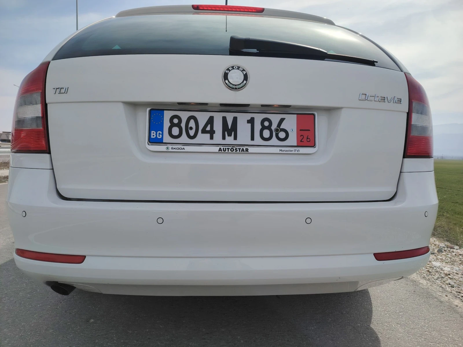 Skoda Octavia 1.6 TDI, снимка 7 - Автомобили и джипове - 54123963