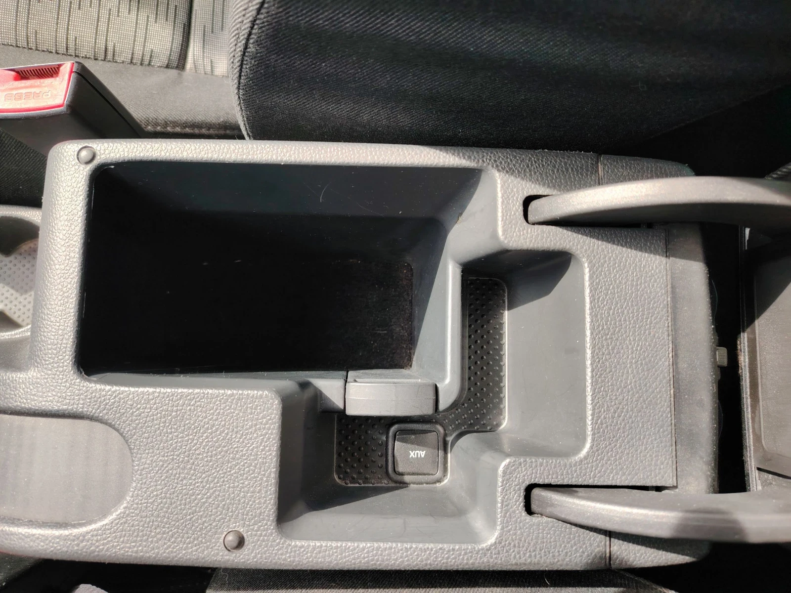 Skoda Octavia 1.6 TDI, снимка 9 - Автомобили и джипове - 54123963