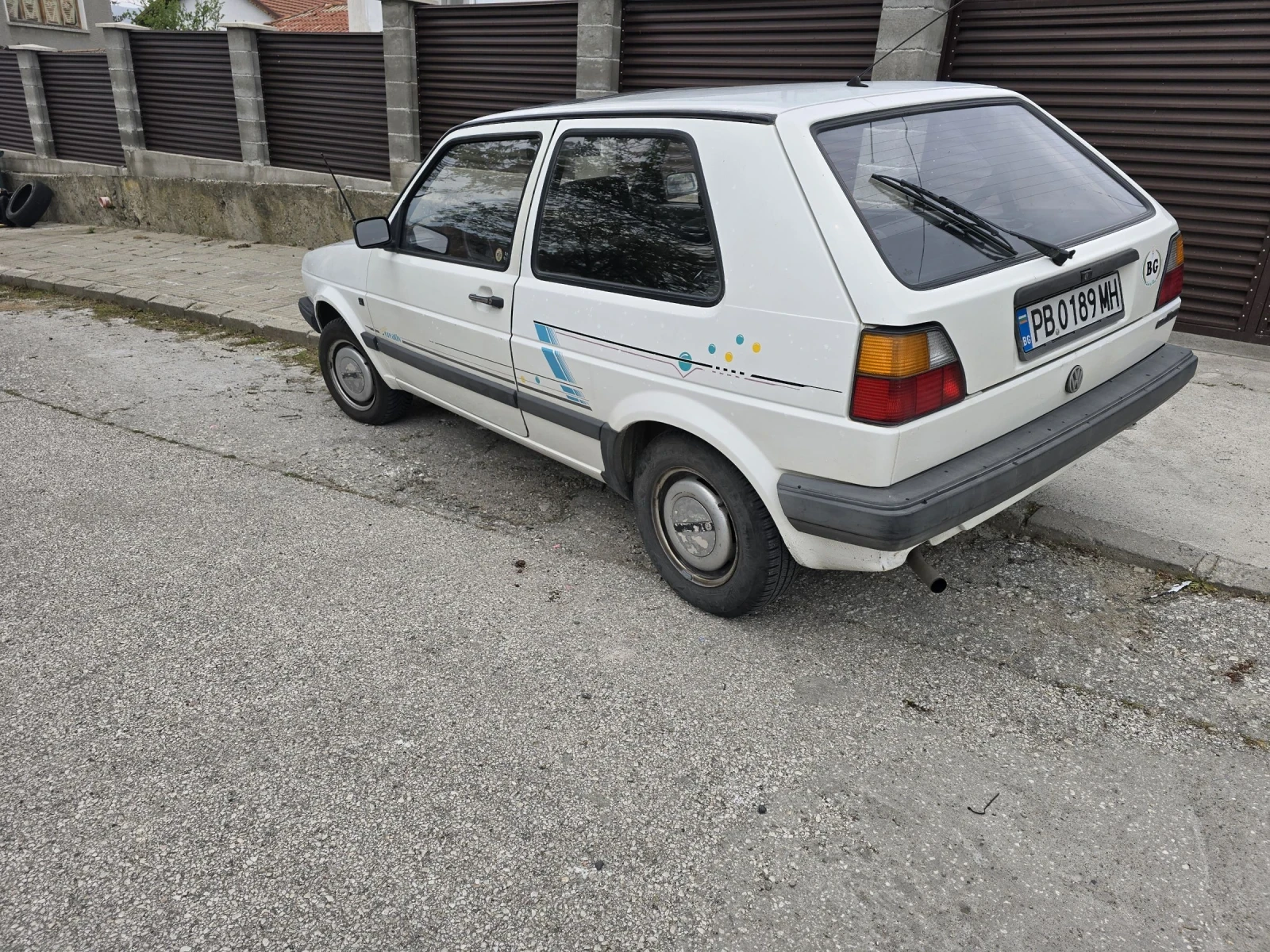 VW Golf 1.8 90hp, снимка 4 - Автомобили и джипове - 54358753