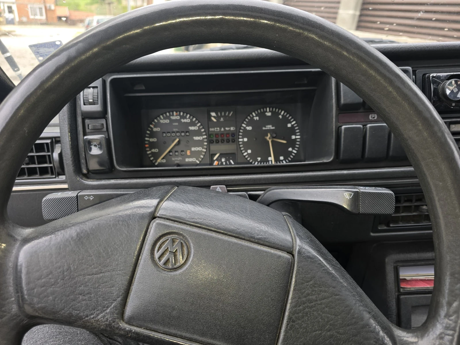 VW Golf 1.8 90hp, снимка 9 - Автомобили и джипове - 54358753