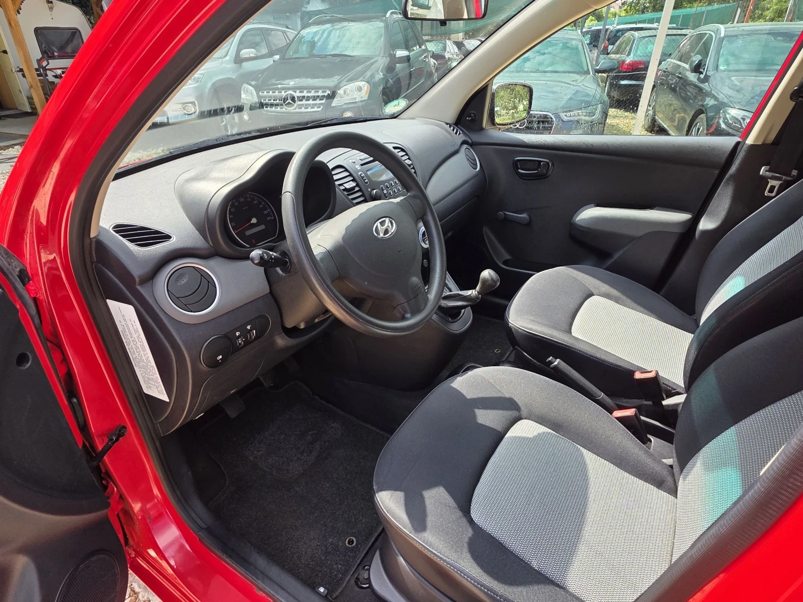 Hyundai I10 100000km!, снимка 12 - Автомобили и джипове - 55216977