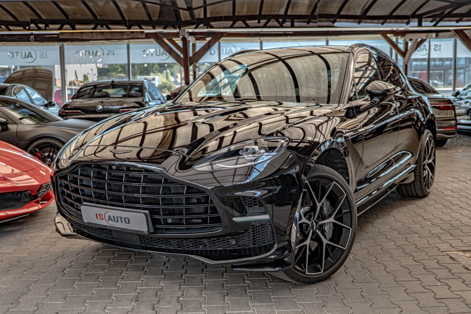 Aston Martin DBX 707/Керамика/Карбон/Обдухване/Камера 360/Bowers&Wi