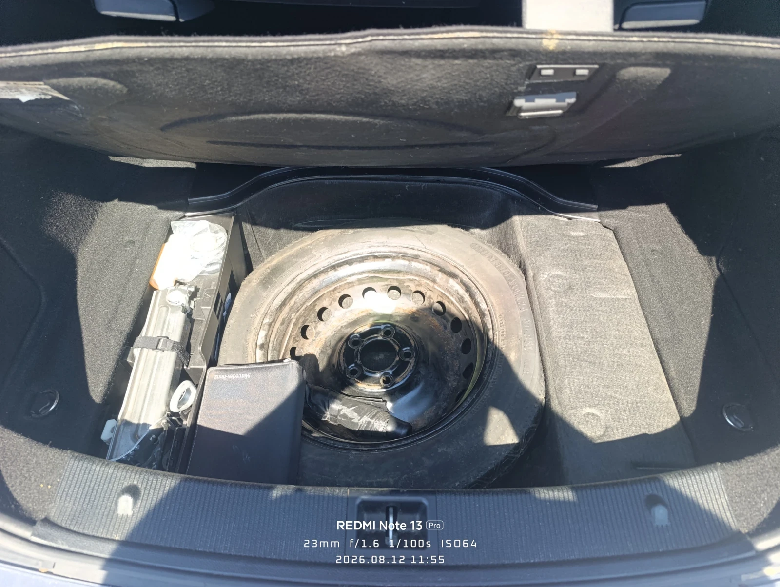 Mercedes-Benz C 320, снимка 12 - Автомобили и джипове - 55642057