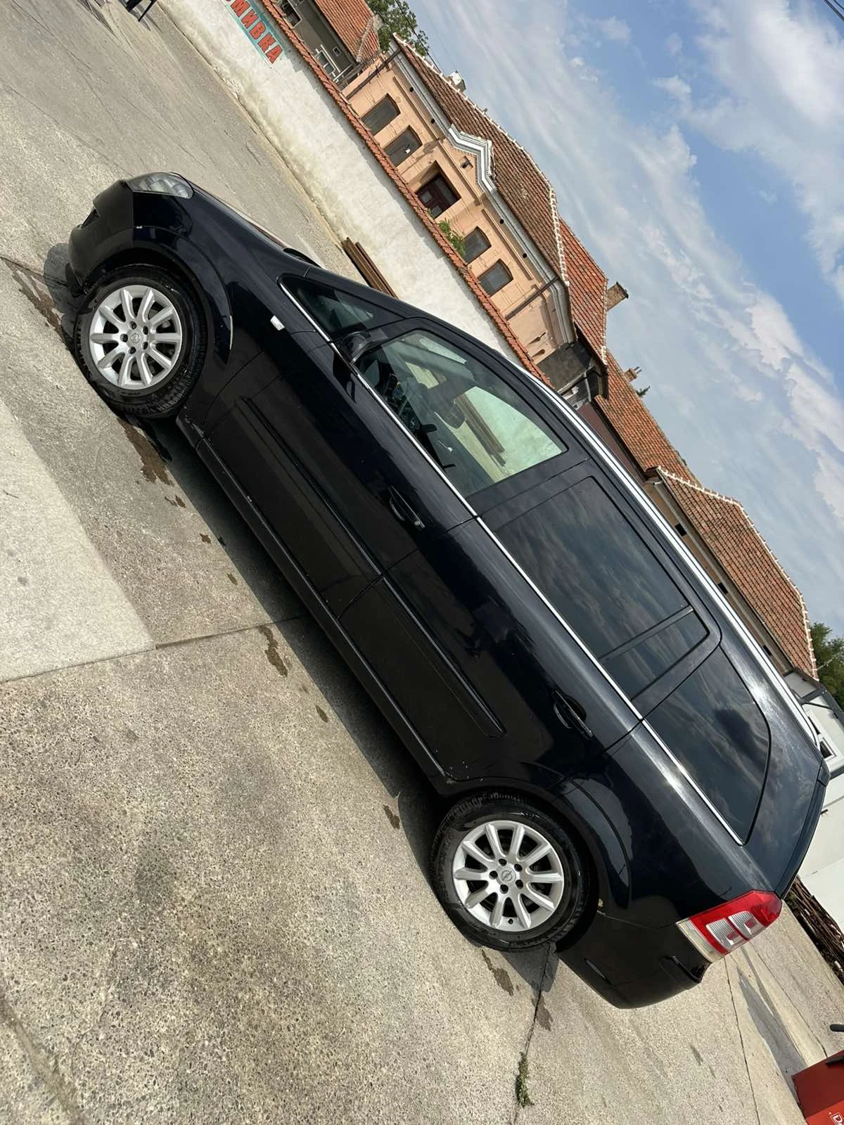 Opel Zafira B, снимка 9 - Автомобили и джипове - 55786440