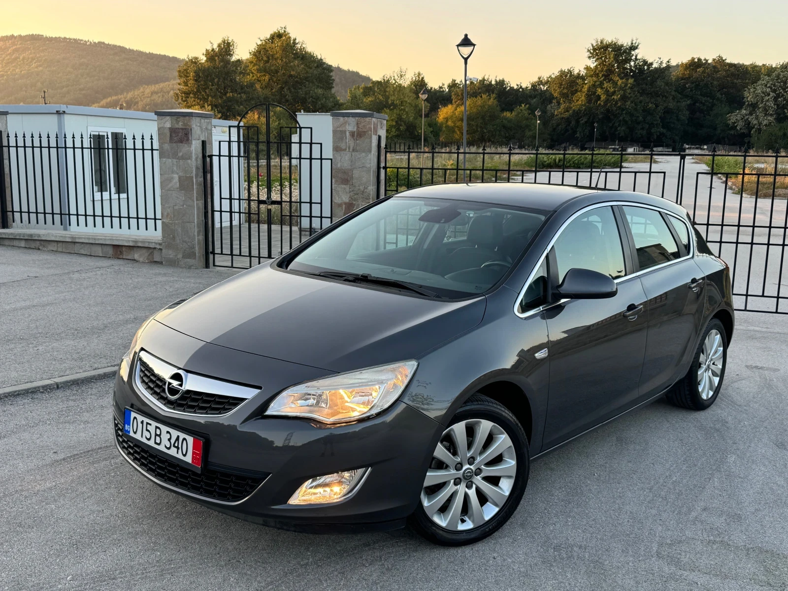 Opel Astra 1.6i 116k.c. COSMO * Bluetooth * AUX