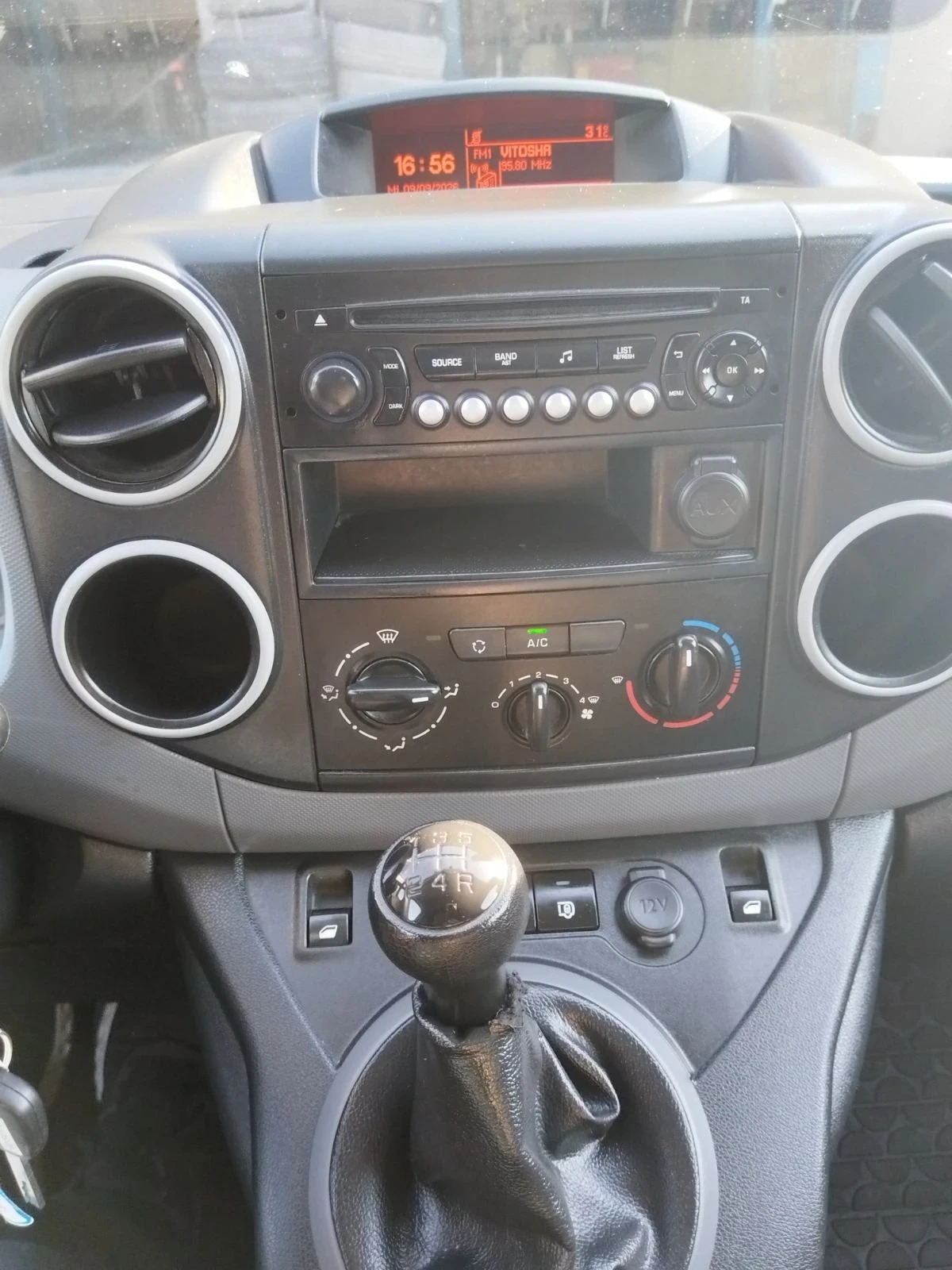 Citroen Berlingo НОВ ВНОС , снимка 8 - Автомобили и джипове - 56011351