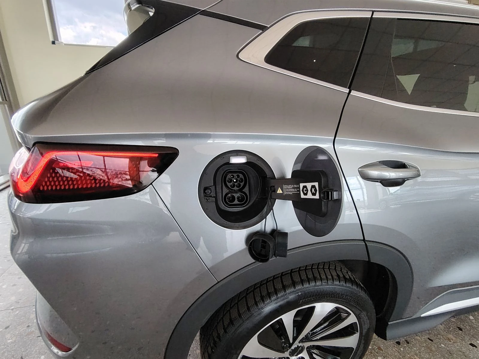 BYD Seal SEAL U DM-i | Mobile.bg � ����������� 16