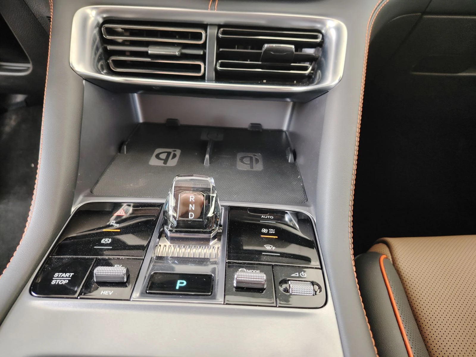 BYD Seal SEAL U DM-i | Mobile.bg � ����������� 10