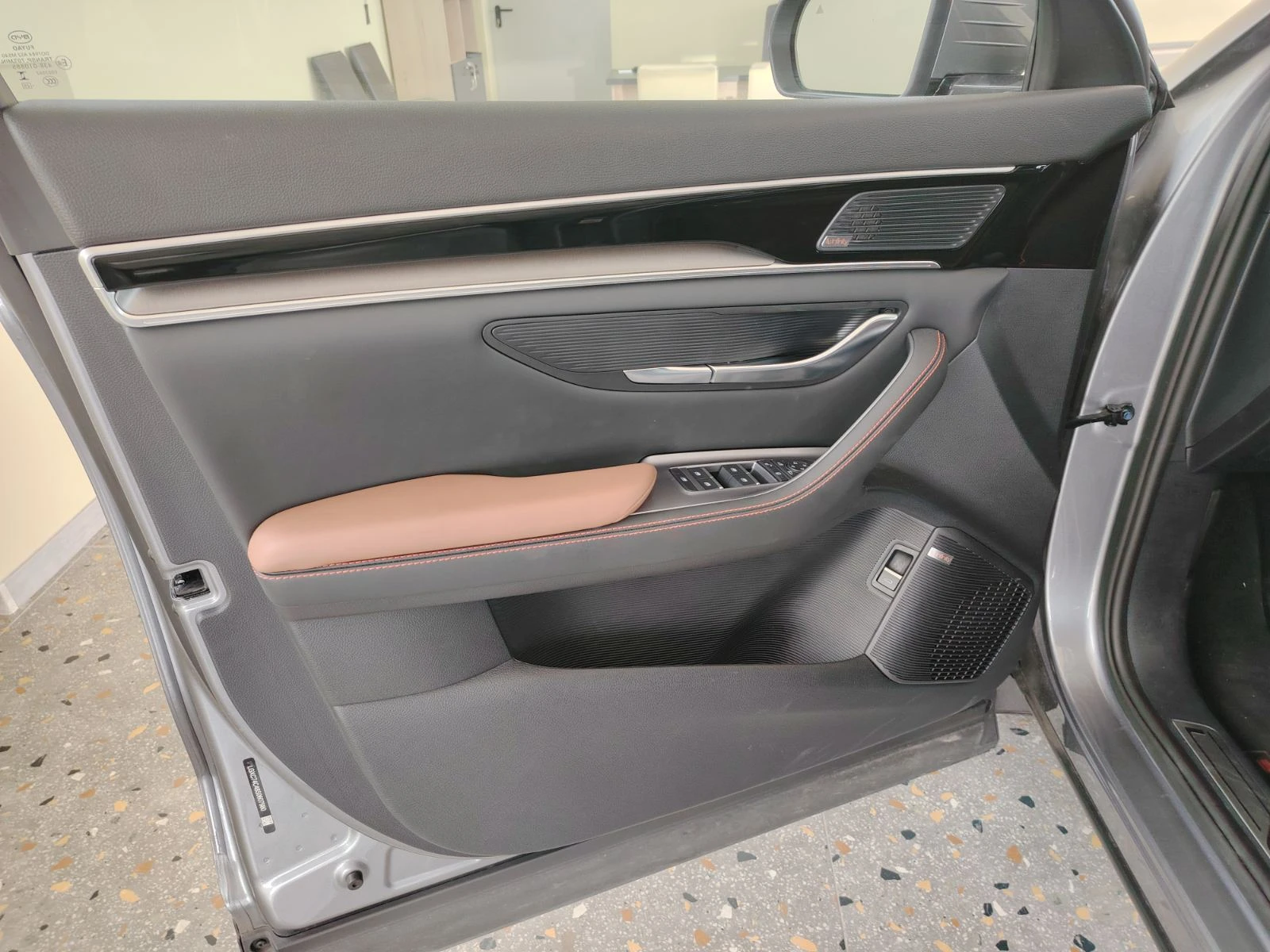 BYD Seal SEAL U DM-i | Mobile.bg � ����������� 9