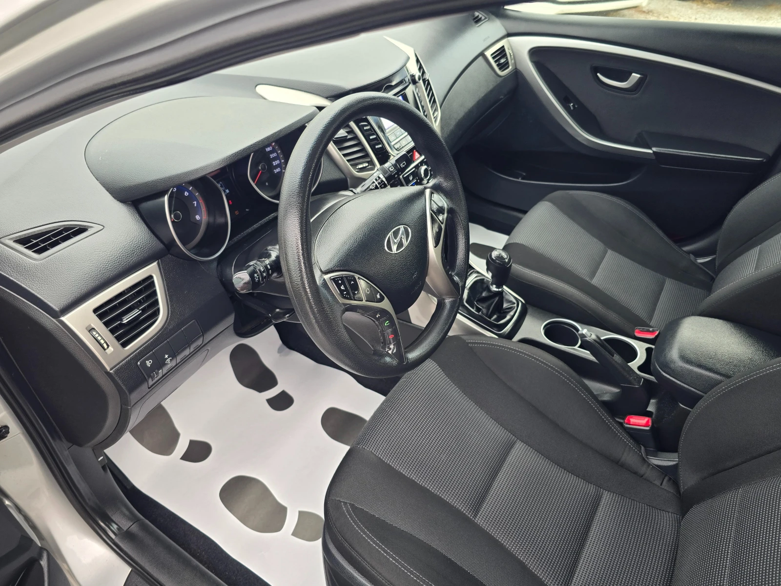 Hyundai I30 1.4I-100K.C-EURO6 | Mobile.bg � ����������� 8