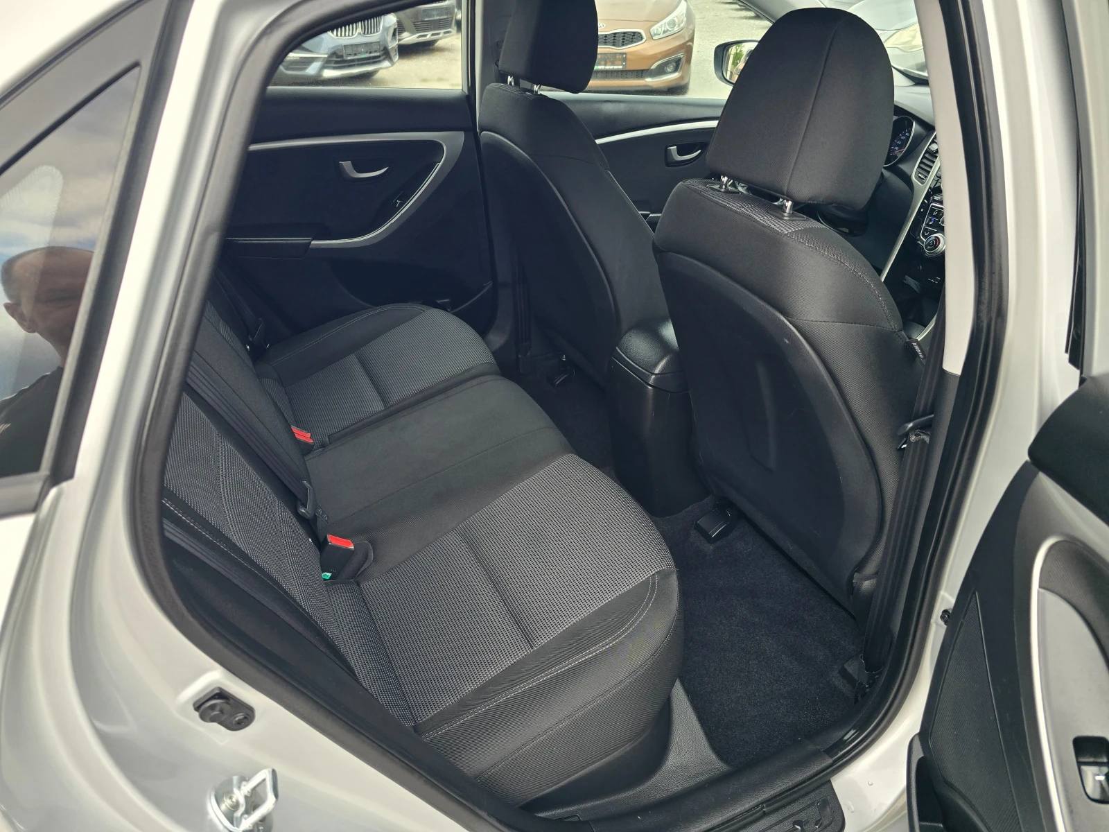Hyundai I30 1.4I-100K.C-EURO6 | Mobile.bg � ����������� 9